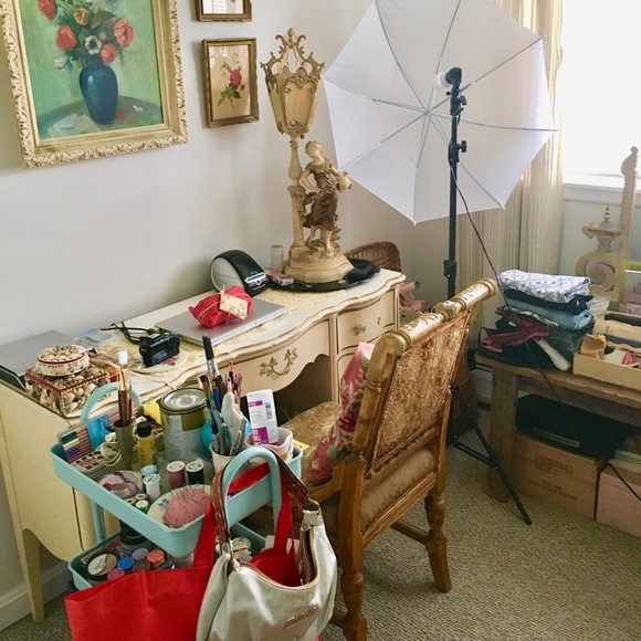 Meet your Posher, House Of Babylon - Picture 2 of 3